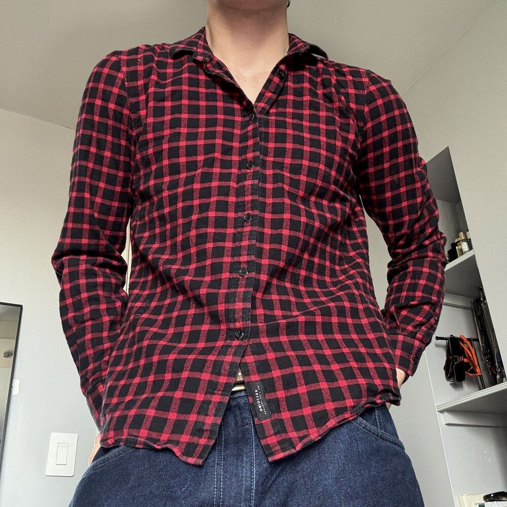 Men's Religion Black Red Checkered Flannel Button Up Yoke Backstitch Sz Small